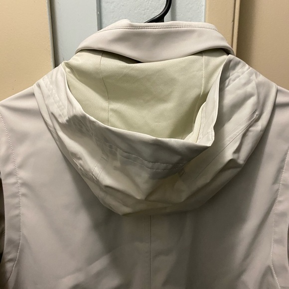 Nike women hypershield jacket - Picture 8 of 13